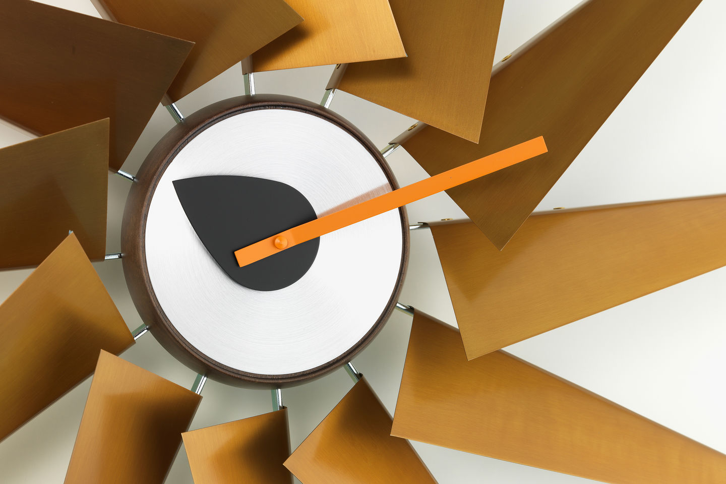 Vitra Turbine Clock
